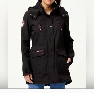 NWT Women's Canada Weather Gear Black Soft Shell Faux Fur Hooded Jacket